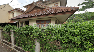 Gambar 4 Rumah Besar Asri Jl. Andara Diselatan Jakarta Samping Tol Desari