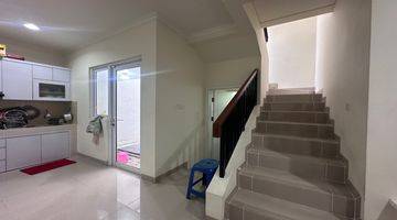 Gambar 5 Dijual Murah  Rumah Di Verdi Gading Serpong Symphonia, Gading Serpong Bagus Semi Furnished