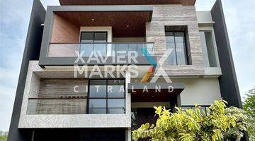 Gambar 1 Rumah Minimalism Luxury Residence di Pakuwon Indah