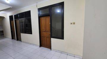 Gambar 4 Rumah 2 Lantai Taman Aries, Siap Huni, Nego