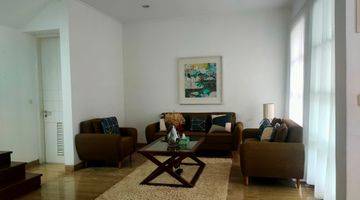 Gambar 3 Dijual Rumah Dalam Cluster Di Kemang Semi Furnished 