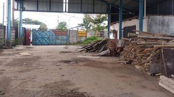 Gambar 2 Dijual Gudang di Jl. Jend. Sudirman, Sukoharjo