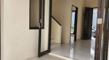 Gambar 5 Dijual Rumah 2 Lantai Graha Raya Bintaro 