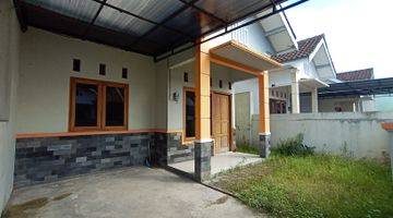 garasi/carport rumah cluster di bu di