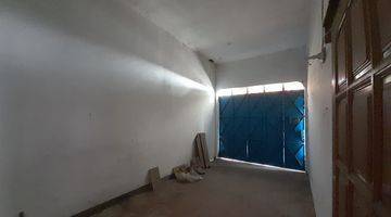 garasi/carport rumah tengah kota di punggawan
