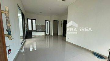 Gambar 4 Rumah Bagus Siap Huni Jalan Godean Sleman