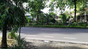 Gambar 1 Tanah Sewa, Luas 1030m2, di Jalan Raya Puputan, Renon, Denpasar