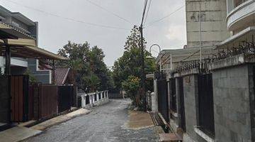 Gambar 2 Rumah Baru Dalam Komplek Daerah Martanegara Buahbatu Bandung