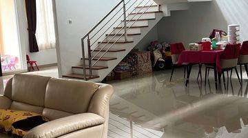 Gambar 1 Rumah 2 Lantai Furnished Siap Huni Di Singgasana Pradana Bandung Rumah Furnished Bagus SHM - Sertifikat Hak Milik di Kompleks Singgasana Pradana Bandung, Mekar Wangi