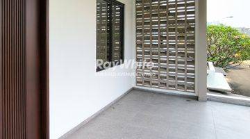 Gambar 1 Rumah Baru Di Puri Bintaro, Hook, Modern Minimalis