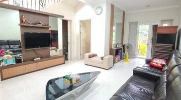 Gambar 3 Barang Langka, Pondok Hijau Golf Cluster Jade, Summarecon Serpong, Rumah 2 Lantai