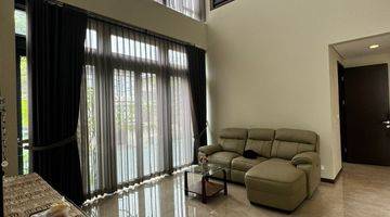 Gambar 2 Rumah 2 Lantai Semi Furnished di Navapark Lancewood, Tangerang