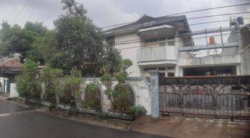 Gambar 2 rumah  lama terawat  di  kemangisan, dekat  dengan  Binus