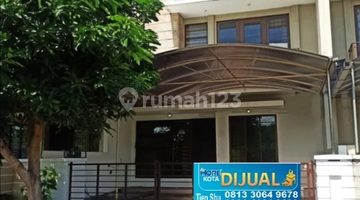 tampak depan rumah bagus 2 lantai termurah