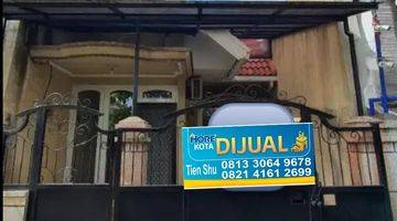tampak depan rumah bagus siap huni shm