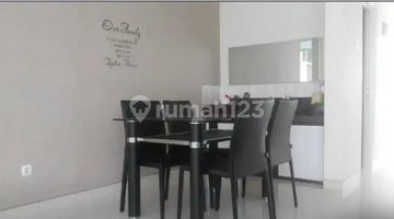 dapur rumah bagus 2 lantai di