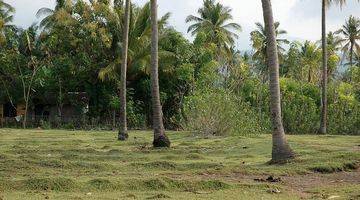 Gambar 4 Tanah Depan Pantai Sumberkima Buleleng Bali wytsgr236 