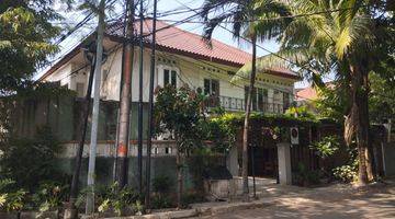 Gambar 1 Kebayoran Baru, Dijual Rumah Hoek