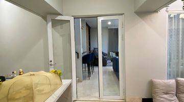 Gambar 1 Super Best Deal Riviera At Puri 10x18 Hoek Semi Furnished 