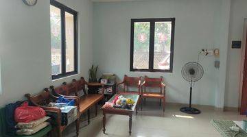 Gambar 4 Dijual Rumah 2 Lantai Unfurnished SHM di Villa Melati Mas 