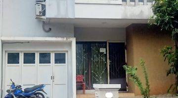 Gambar 1 Dijual Rumah Gading Serpong Cluster Newton 
lokasi sangat strategis deket Universitas  Multimedia Nusantara 2 Lantai SHM Timur Laut