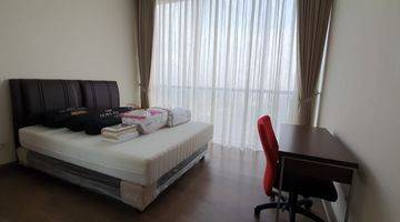 Gambar 5 Good Deal Apartemen Pakubuwono Spring Hi Floor, View City, Furnished