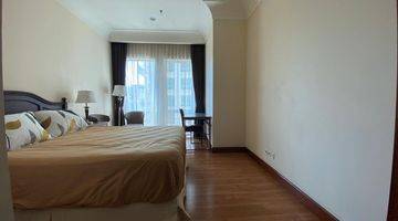 Gambar 4 Pakubuwono Residences 3 BR Furnished Pool View