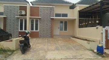 tampak depan rumah 1 lantai tanah luas