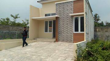 garasi/carport rumah 1 lantai tanah luas