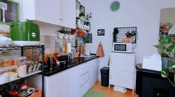 dapur rumah cantik semi furnished di