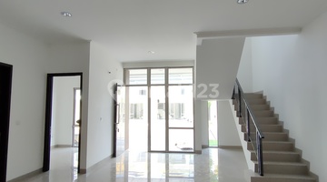 ruang tamu pik2 8x15m siap huni depan