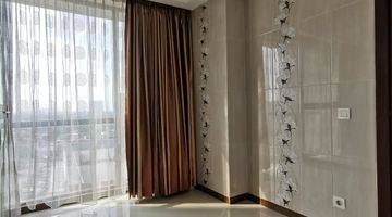 Gambar 2  Dijual / Disewa cepat Apartemen St Moritz Tower New Royal