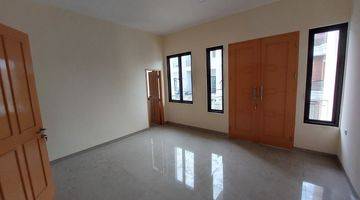 kamar tidur rumah baru taman ratu 6x16