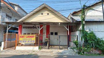 Gambar 2 Tiang Bendera Roa Malaka Tanah Kantong Zona Komersil