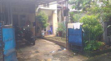 Gambar 3 Rumah SHM di Perumahan Depok Maharja, Depok