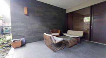 Gambar 2 Rumah Lux Tropical Modern 3 Lantai Batununggal Bandung