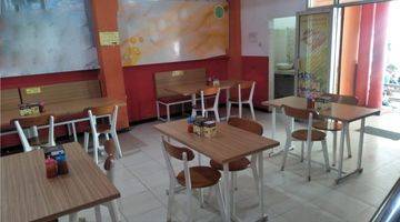 ruang makan ruko lokasi apik harga menarik