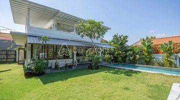 Gambar 5 2 BEDROOM VILLA ONLY 300 M FROM PERERENAN BEACH