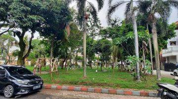 Gambar 4 Rumah Cantik Hadap Taman