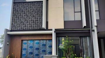 Gambar 1 Rumah baru 2 lantai di Eldora Suvarna Sutera