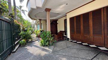 Gambar 1 Rumah  Jl. Tebet Barat Dalam III