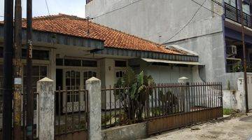 Gambar 2 RUMAH SAYAP BKR/BUAH BATU HITUNG TANAH