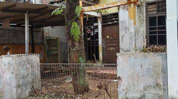 Gambar 3 Rumah Rusak Nirwana  Estate Cibinong Cuma Hitung Hlarga Tanah Nua