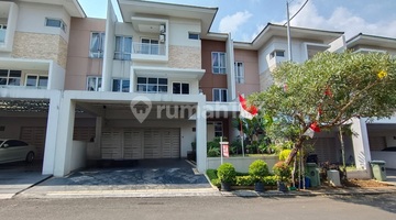 tampak depan rumah green permata boulevard rapi