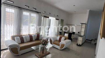 Gambar 2 RUMAH BAGUS MODERN 2 LT FURNISH DI CLUSTER ELIT KARANGPLOSO DEKAT EXIT TOL