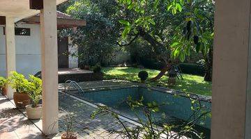 Gambar 5 5 Bed Family Home With Garden In Ciumbuleuit