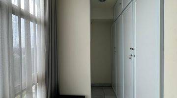 Gambar 4 Apartement Apartemen Eksekutif Menteng 3 BR Semi Furnished Bagus