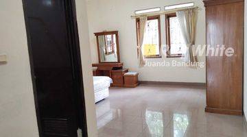 Gambar 2 Langka! Rumah terawat FULL Furnished!! Baru di renovasi kembali