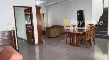 Gambar 5 Langka! Rumah terawat FULL Furnished!! Baru di renovasi kembali