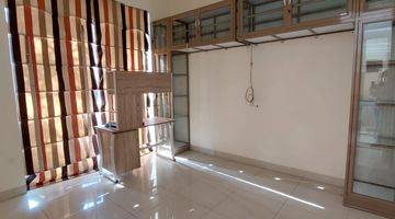 Gambar 1 Dijual Rumah Hook Siap Huni 2,5 Lantai di Pakuwon City